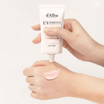 D’ALBA Waterfull Tone-Up Cream Application onto the Skin